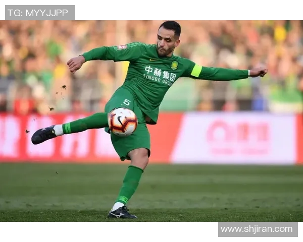 2022中超足球明星盘点与表现分析揭示中国足球新势力崛起 2022中超足球明星盘点与表现分析揭示中国足球新势力崛起