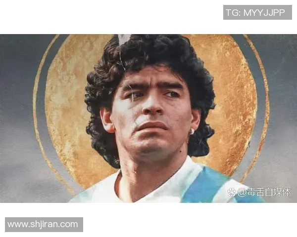 我心中永恒的足球偶像与他闪耀的传奇故事 我心中永恒的足球偶像与他闪耀的传奇故事