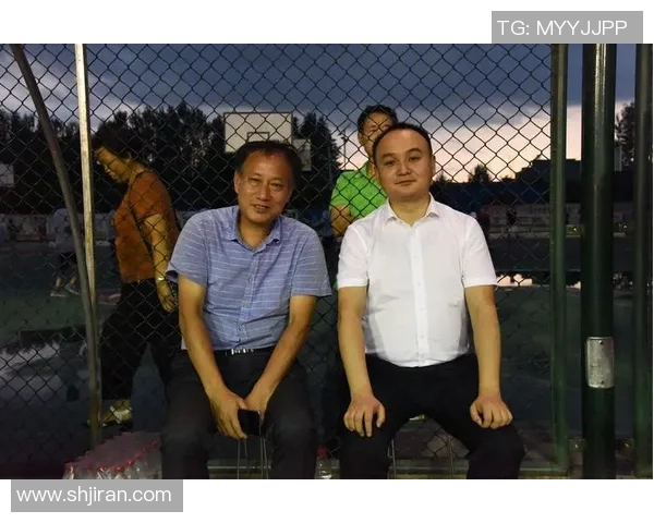 武汉篮球队与上海篮球队赛后复盘团队协作的关键因素与表现分析